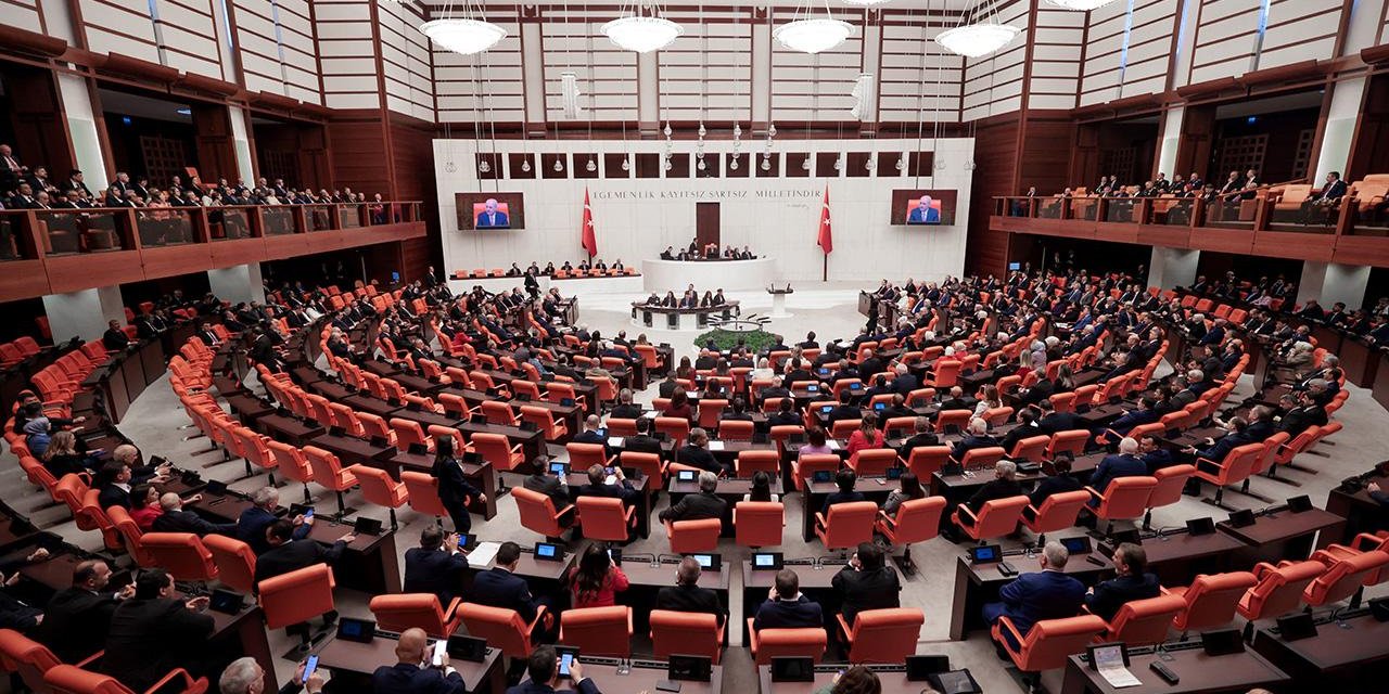 TBMM'de Suça Sürüklenen Çocuklara İlişkin Düzenlemeleri İçeren Kanun Teklifinin Görüşmelerine Başlanacak
