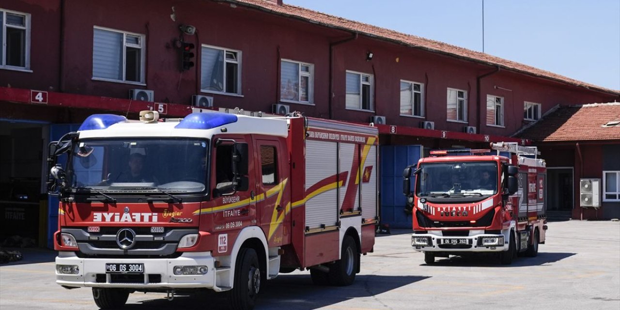 Ankara'da 2 Ayda Otluk Ve Ekili Alanlarda 2 Bin 242 Yangın Çıktı