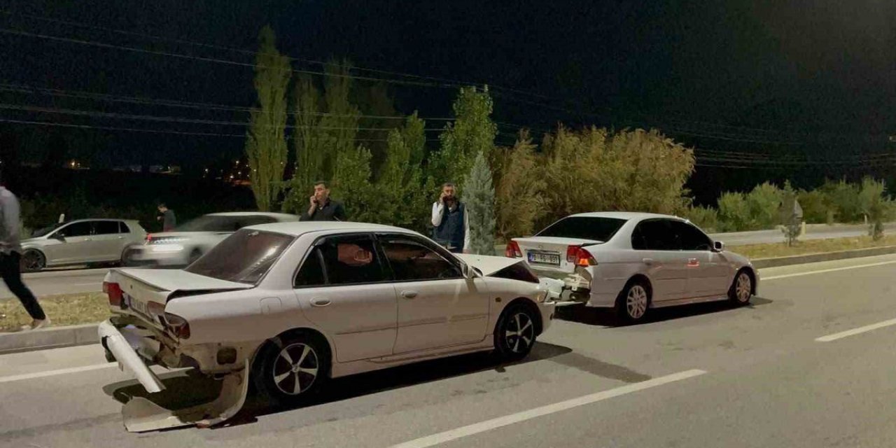 Karaman'da Zincirleme Kaza: 2 Yaralı