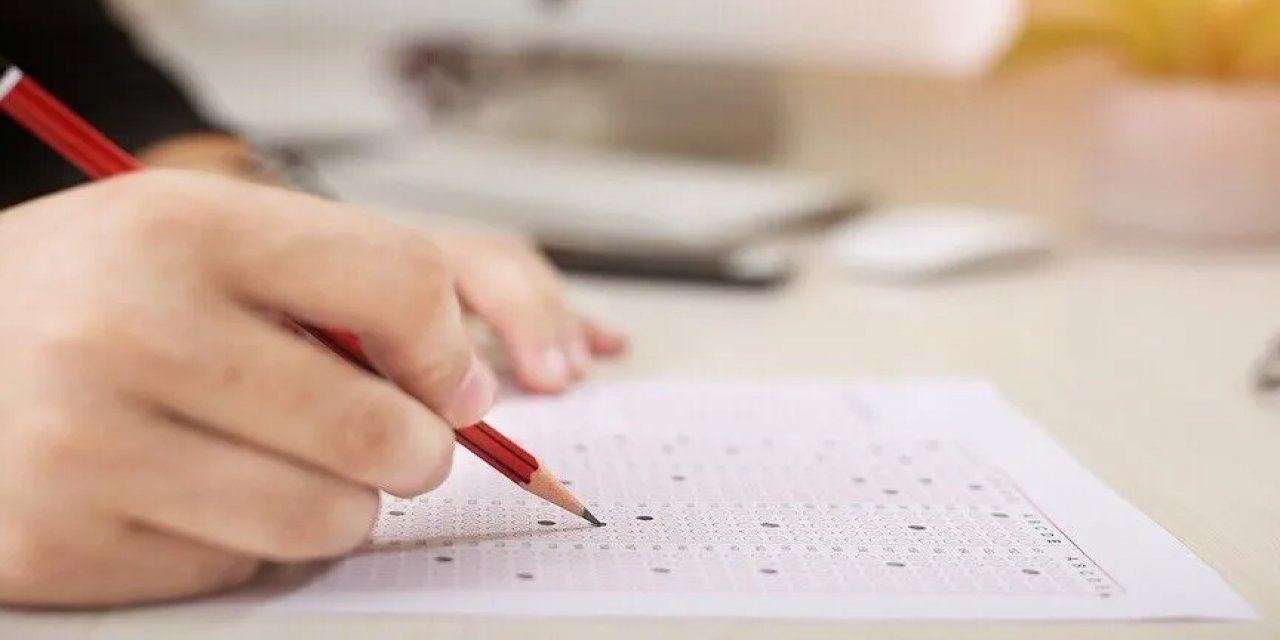 Akademik Personel Ve Lisansüstü Eğitimi Giriş Sınavı Yapıldı
