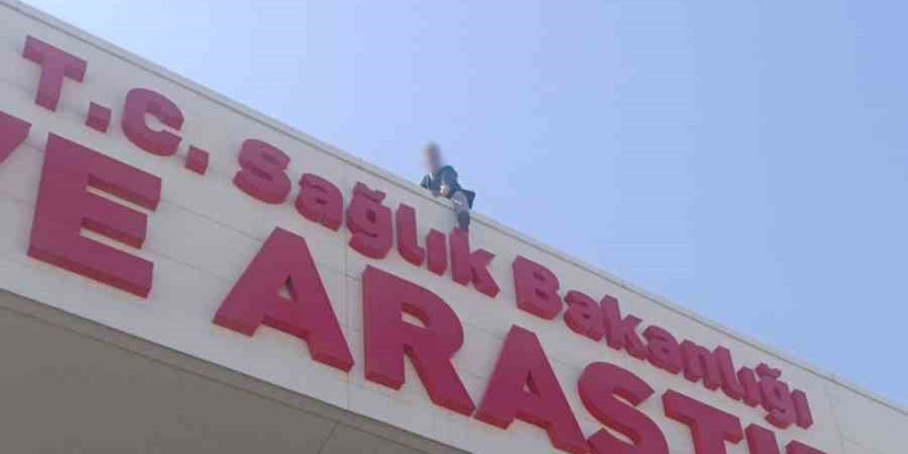 "Bütün Gazeteciler Gelsin" Diyerek İntihara Kalkıştı: Bakın Neyle İkna Edildi
