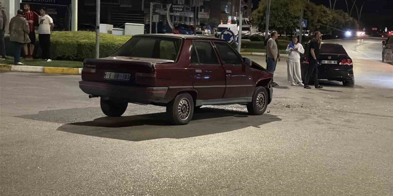 Alkollü Sürücü, Yardımcı Gençten Darbe Yedi