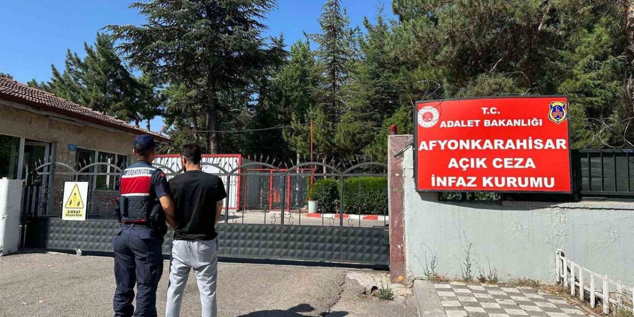 Afyonkarahisar'da 27 Şahıs Yakalandı