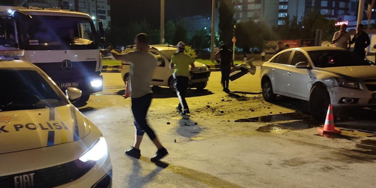 Muş'ta Trafik Kazası: 2 Yaralı
