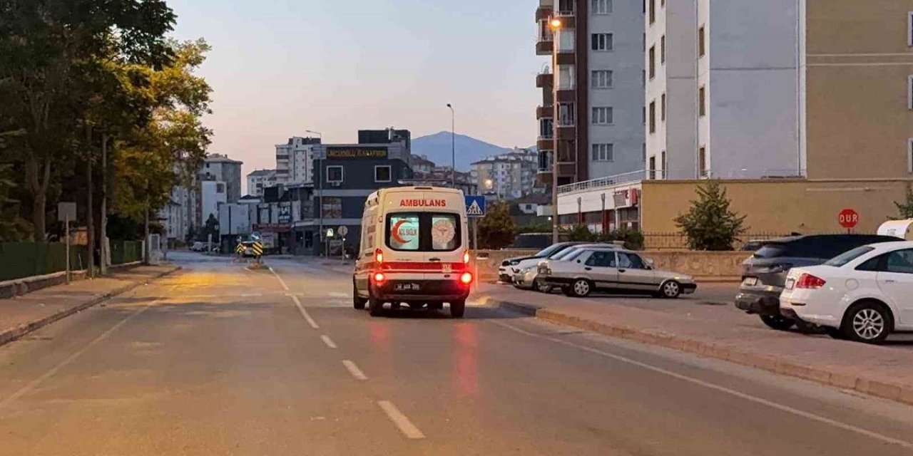 Kayseri'de Bıçaklı Kavga: Bir Yaralı, Kaçan Şüpheliler Peşinde