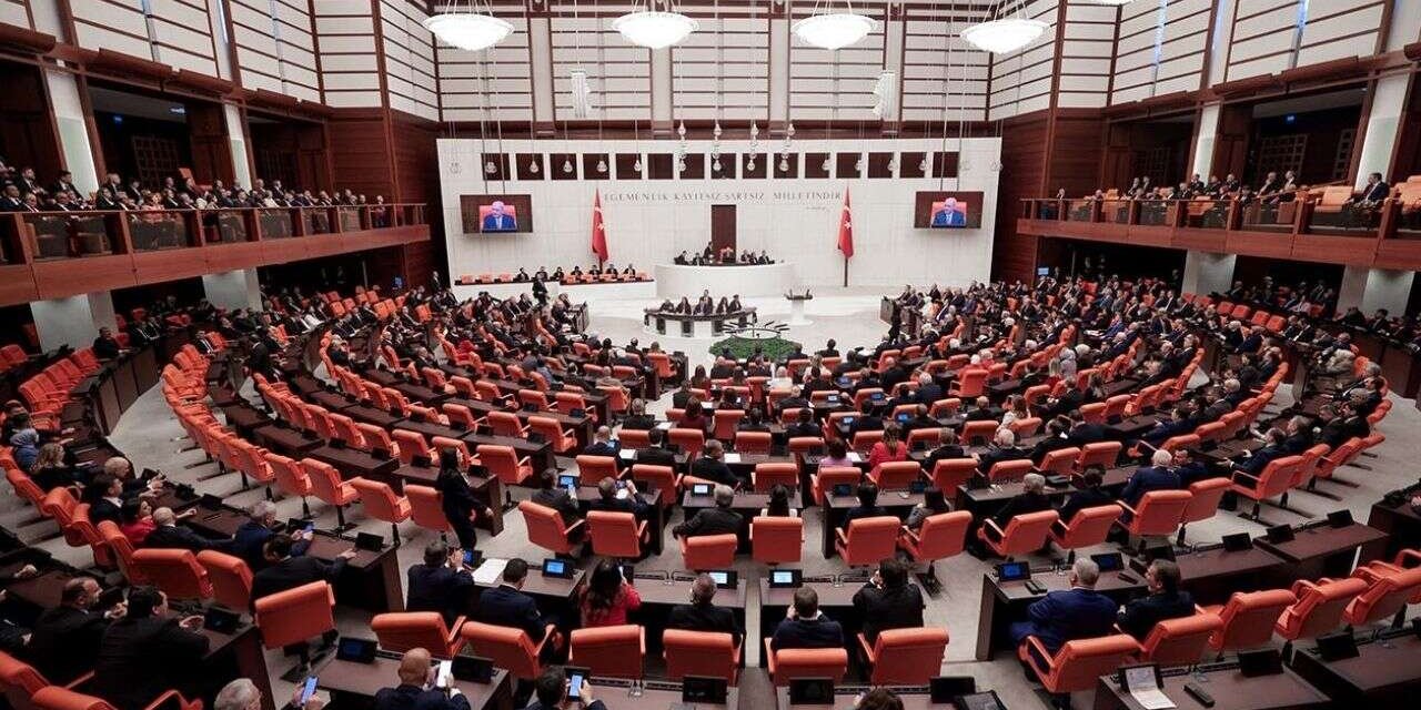 Terörsüz Türkiye Yasasına İmza Veren Vekiller! AK Parti, MHP, CHP, DEM, Yeni Yol Grupları Ve HÜDA PAR Yasaya İmza Verd