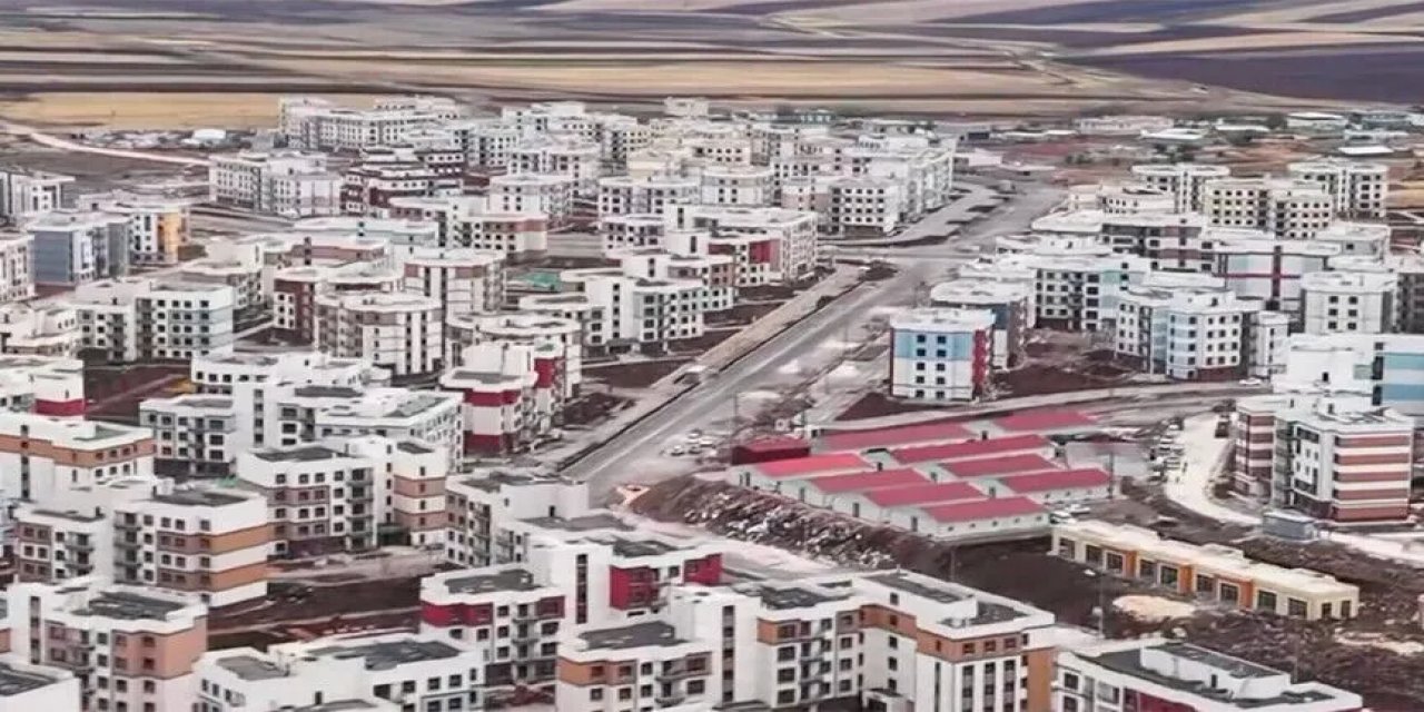 Çevre, Şehircilik Ve İklim Değişikliği Bakanlığından "Diyarbakır Afet Konutları" Paylaşımı
