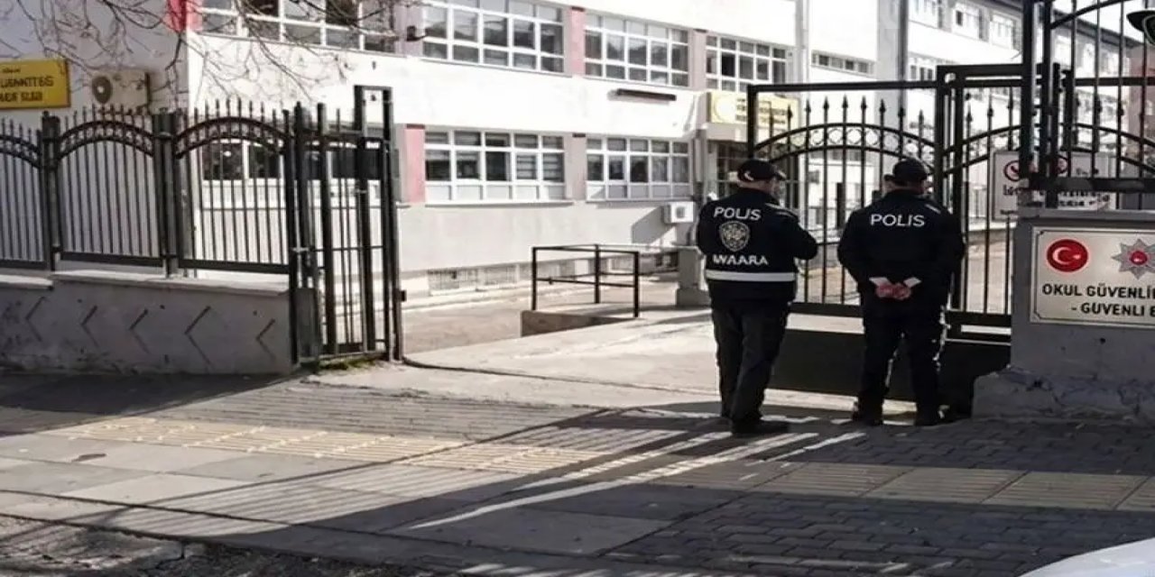 81 İlde Düğmeye Basıldı! Okullara 30 Bin Yeni Güvenlik Görevlisi