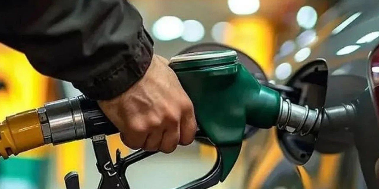 Benzinin Litre Fiyatına 1,43 TL Zam Yapılacak!