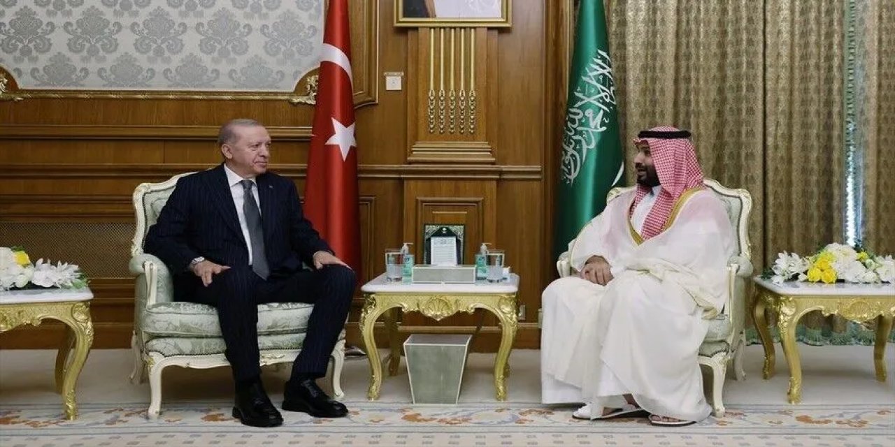 Cumhurbaşkanı Erdoğan, Suudi Arabistan Veliaht Prensi Bin Selman İle Bir Araya Geldi