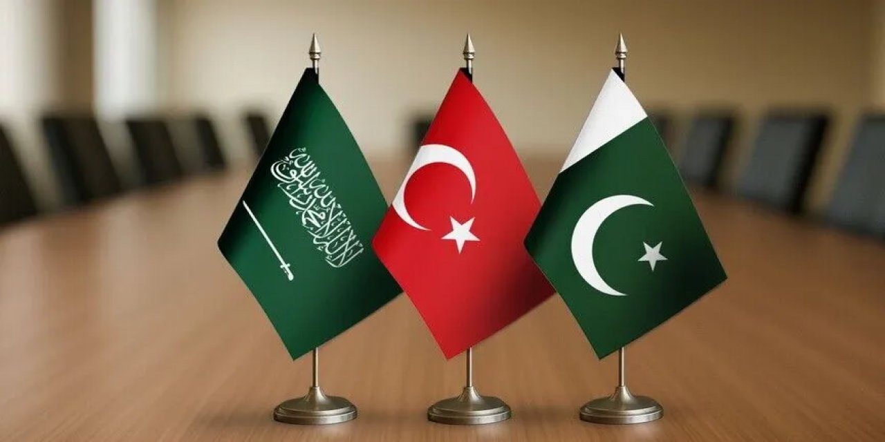 İletişim Başkanı Duran'dan "Mekke Ortak Savunma Anlaşması"na İlişkin Açıklama
