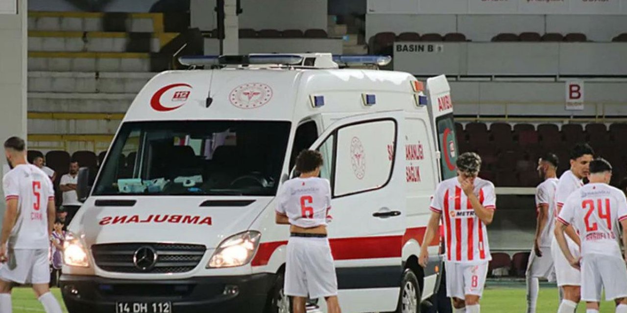 Oyuna Girdi, 1 Dakika Sonra Hastaneye Kaldırıldı