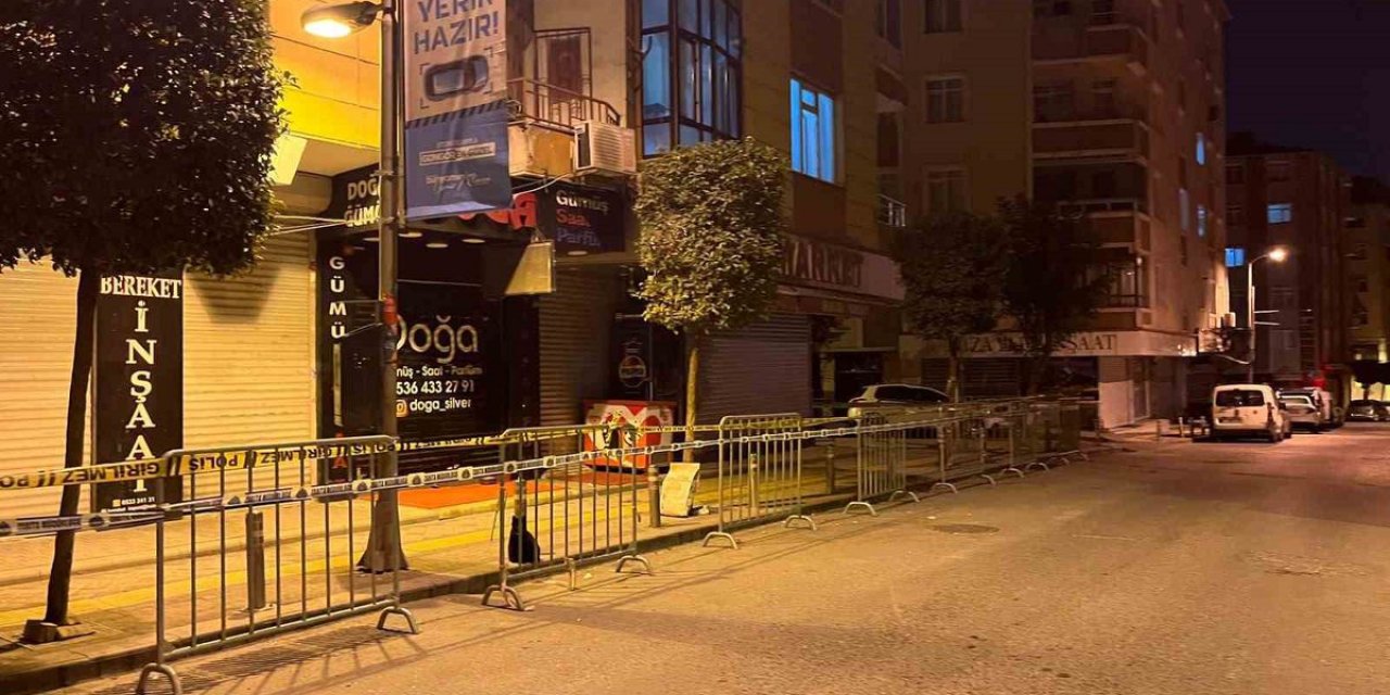 Güngören'de Balkon Çöktü