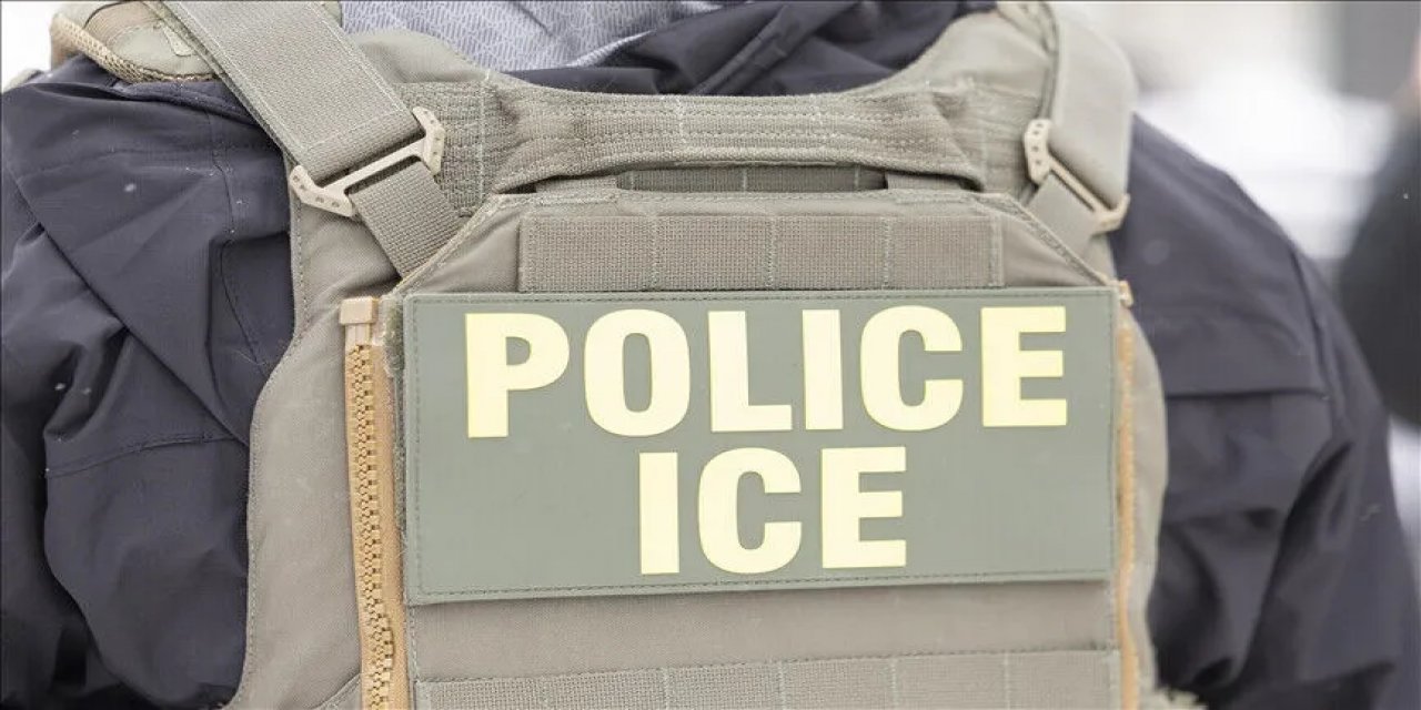ABD'de Ağustosun Sonuna Kadar Sahadaki ICE Yetkililerinin Tamamı Vücut Kamerası Takacak