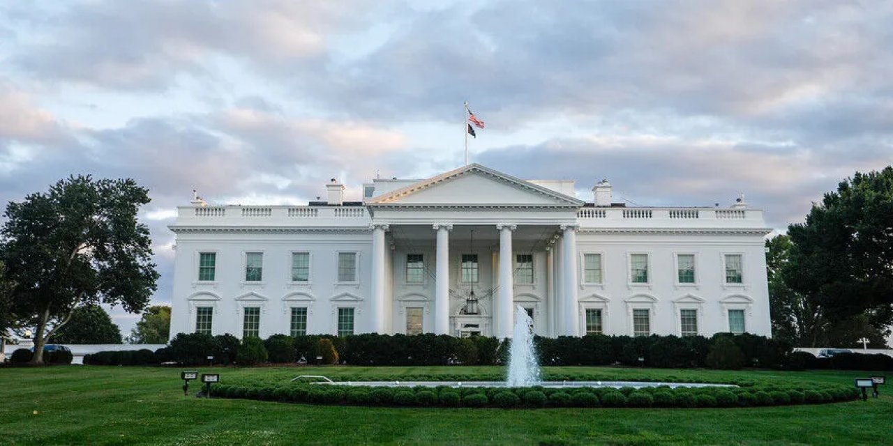 Trump, Beyaz Saray Hukuk Danışmanlığına Will Scharf'ı Atadı