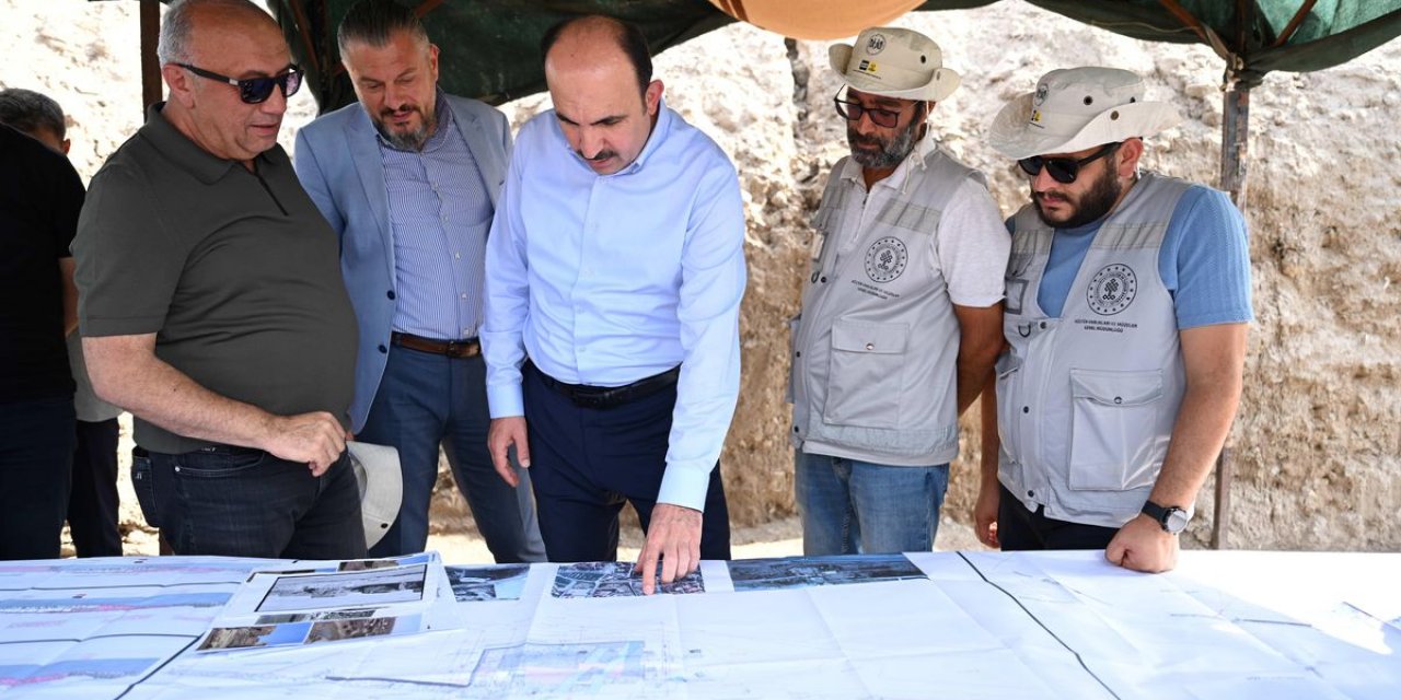 Başkan Altay: “Larende Kazısı Konya Tarihine Etki Edecek Bir Keşif Oldu”