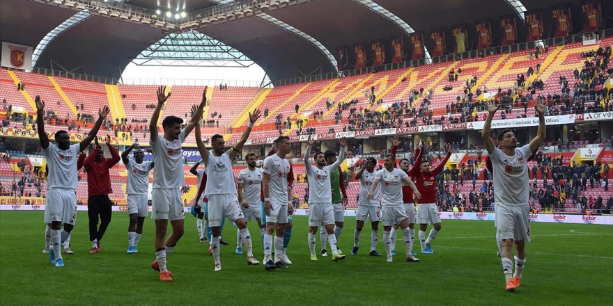 Süper Lig'de 12. Haftayı Sivasspor Lider Kapattı