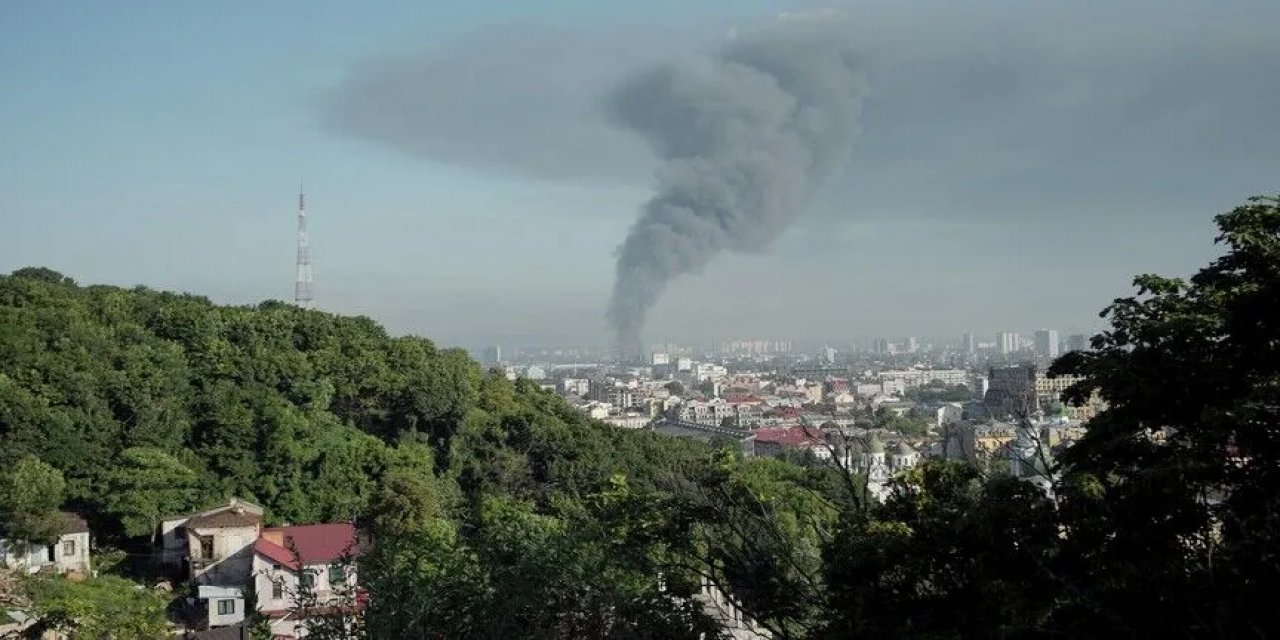 Rusya İle Ukrayna Arasındaki Karşılıklı Saldırılarda 10 Kişi Hayatını Kaybetti
