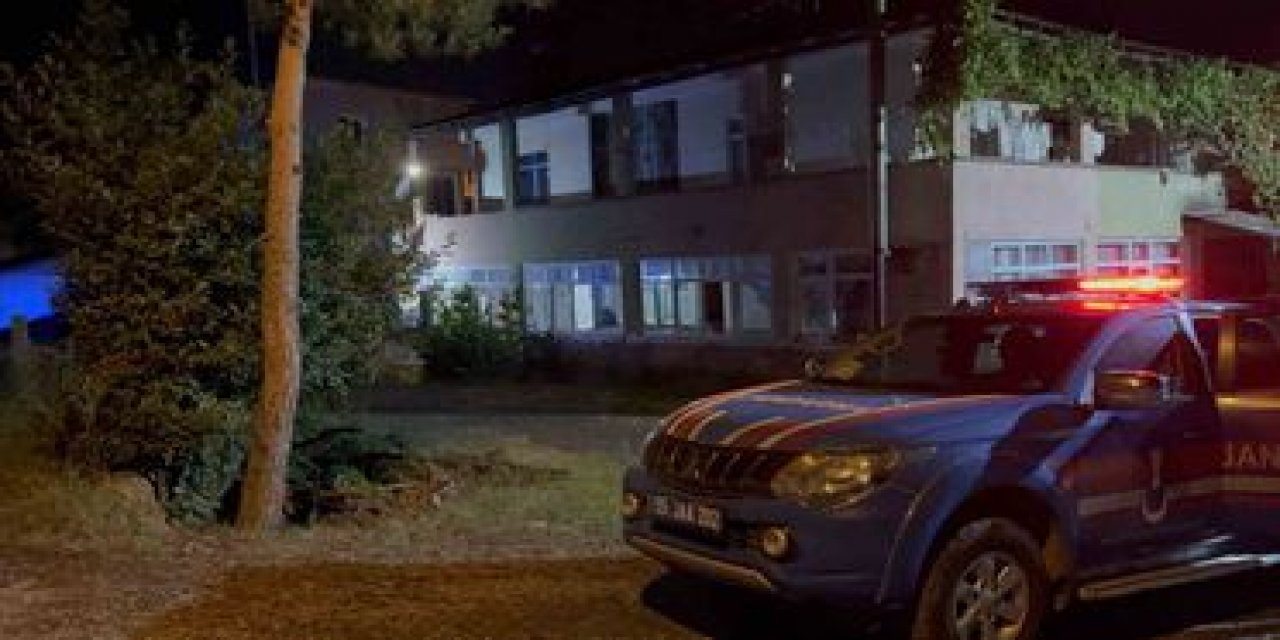 Ayva Ağacı Tartışması Kanlı Bitti! Yeğeni Amcasını Başından Vurarak Öldürdü
