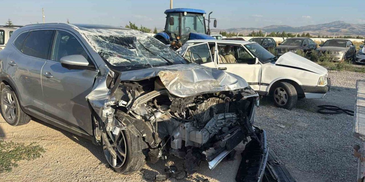 Emirdağ'da Trafik Kazası: 1 Ölü, 7 Yaralı