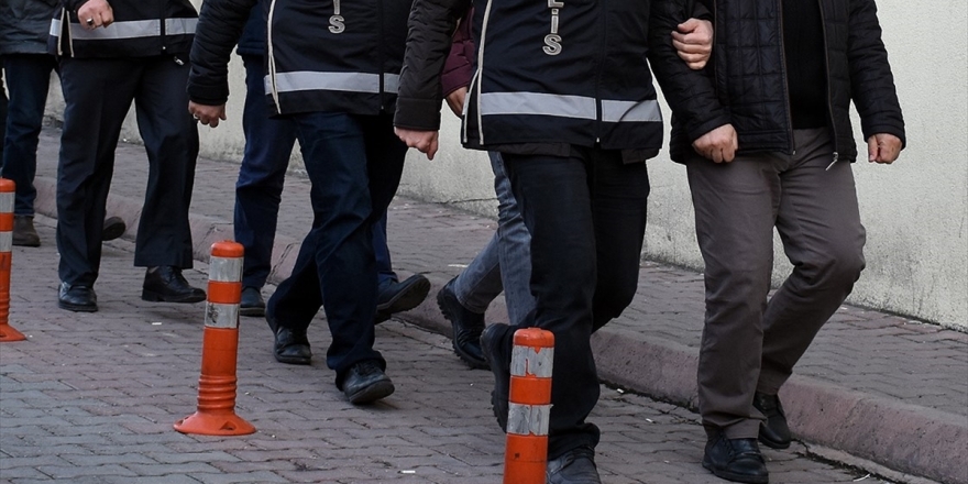 İstanbul Merkezli 9 İldeki 'Bylock' Operasyonunda 15 Şüpheli Yakalandı