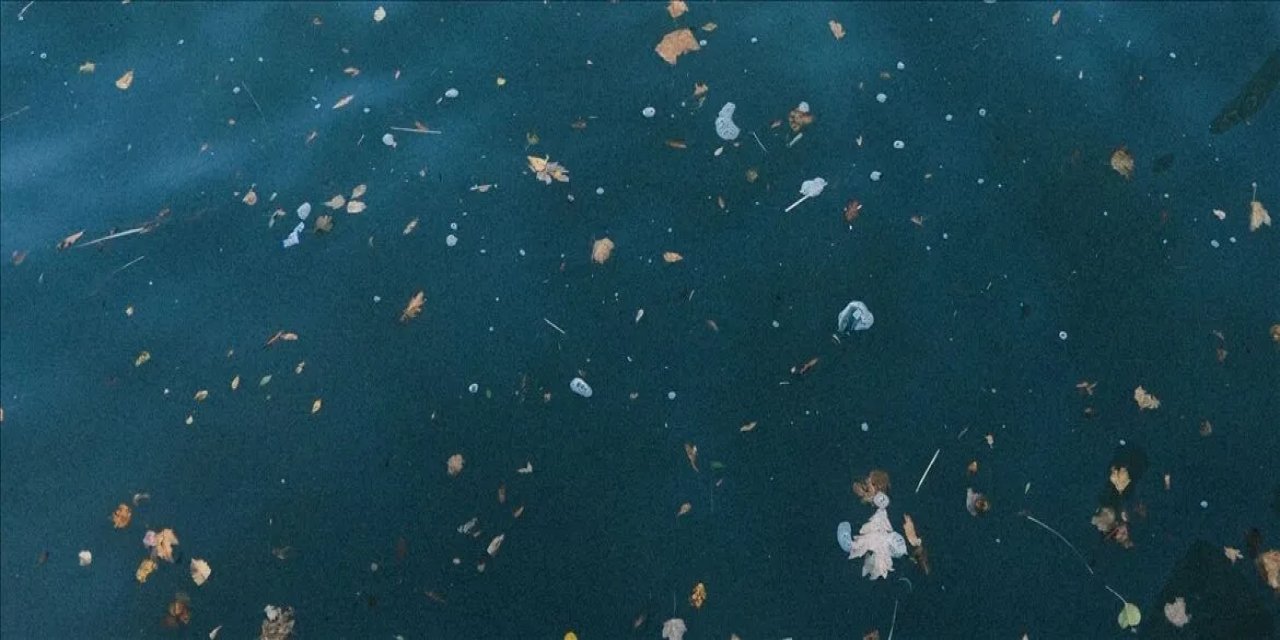 Uzmanlar Akdeniz'deki Plastik Kirliliğinin Kaynağı Olarak Nehirleri Gösteriyor