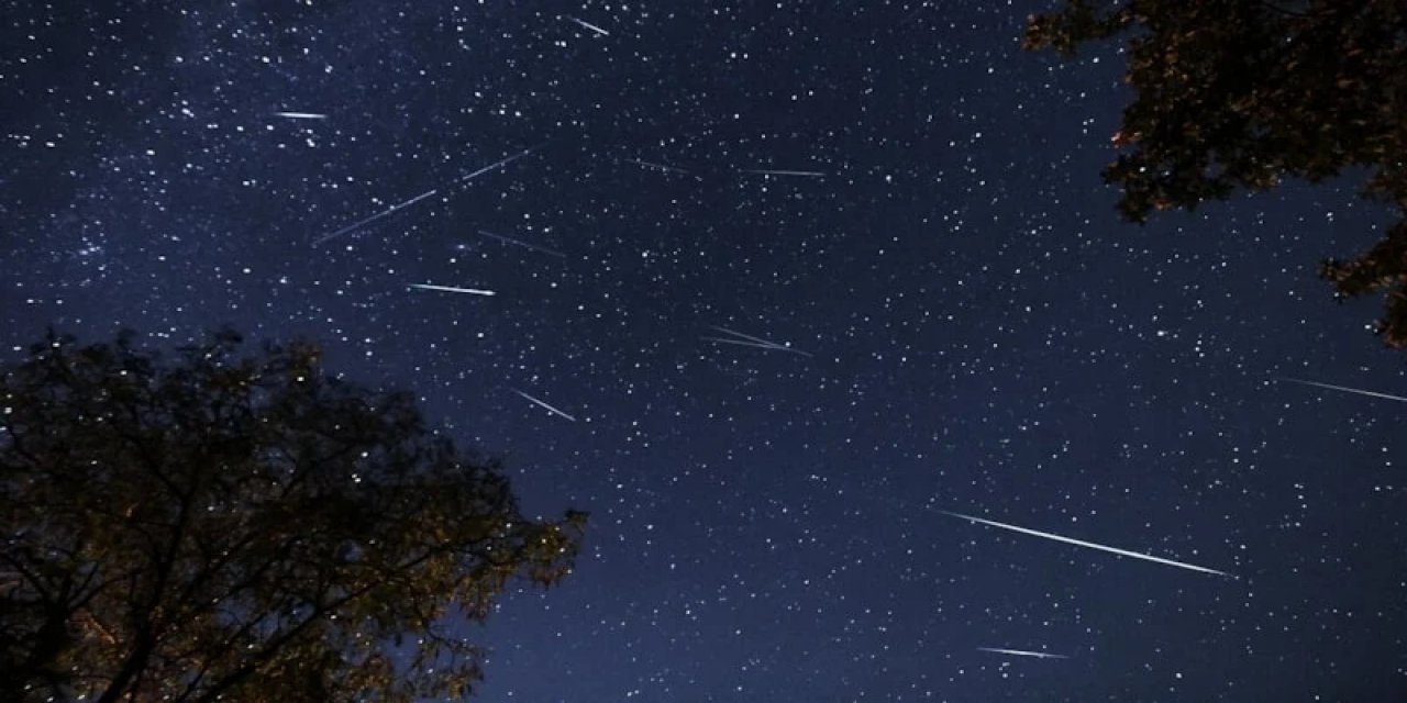 Perseid Meteor Yağmuru En Yoğun Şekilde Bugün Ve Yarın Yaşanacak: En İdeal Seyir Saatleri İl İl Sıralandı..