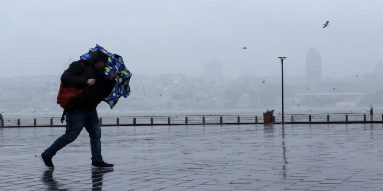 İstanbul Valiliği'nden Kuvvetli Rüzgar Ve Fırtına Uyarısı