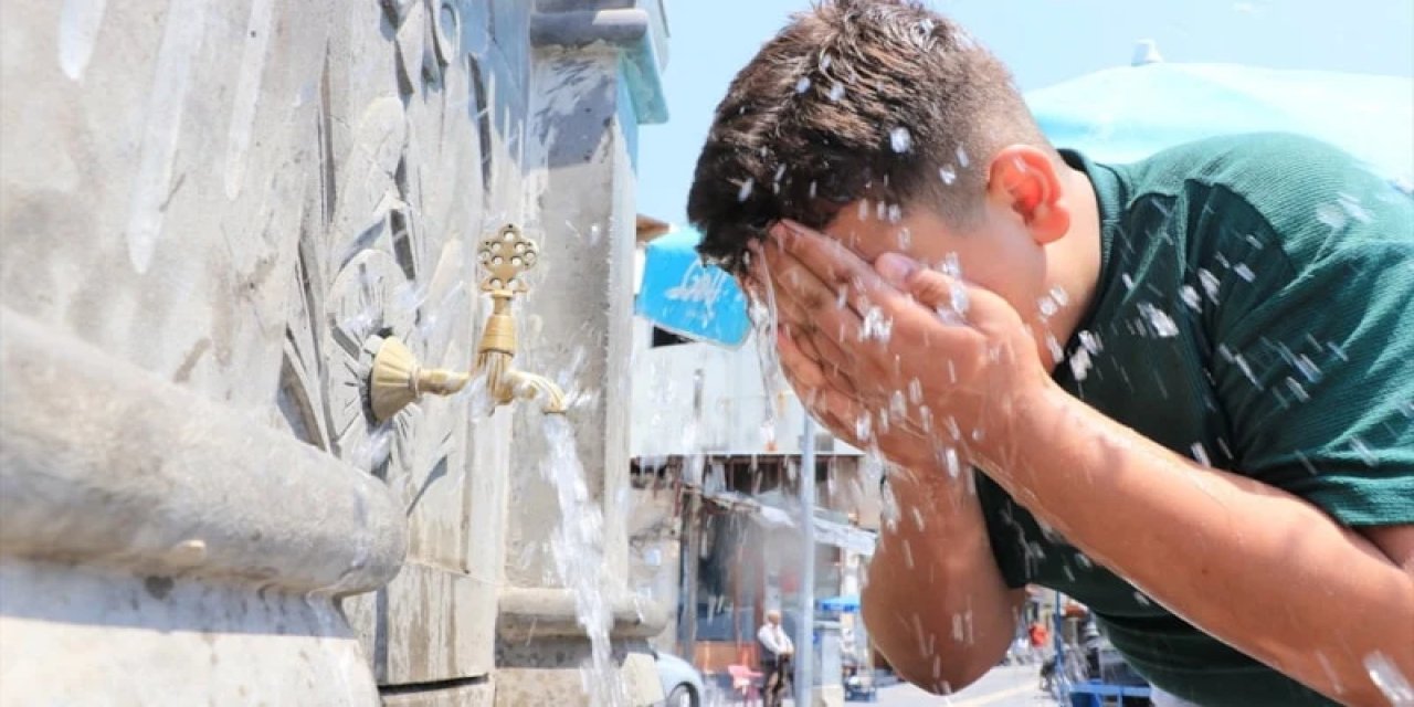 Ülke Genelinde Yüksek Sıcaklıklar Etkisini Sürdürüyor: Bazı İllerde Yağmur Görülecek