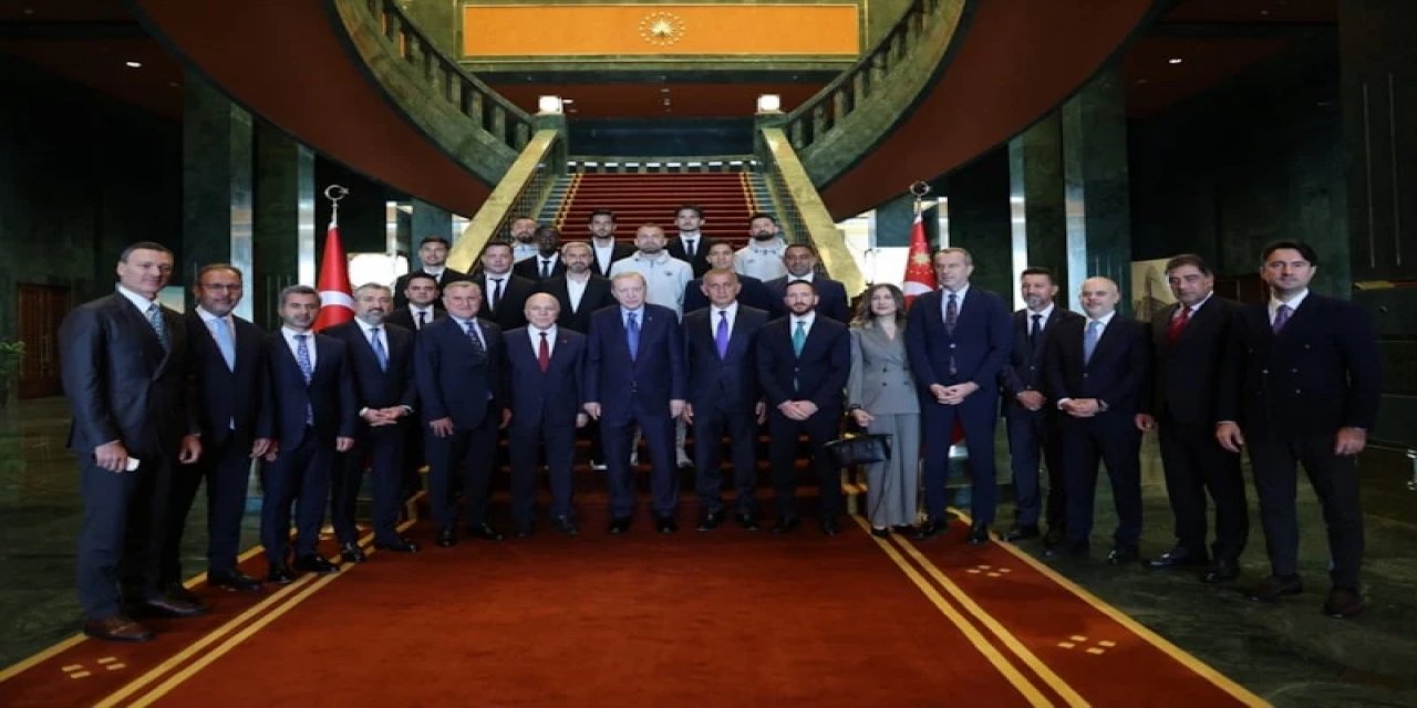Cumhurbaşkanı Erdoğan, Süper Lig'in Yeni Takımlarıyla Görüştü