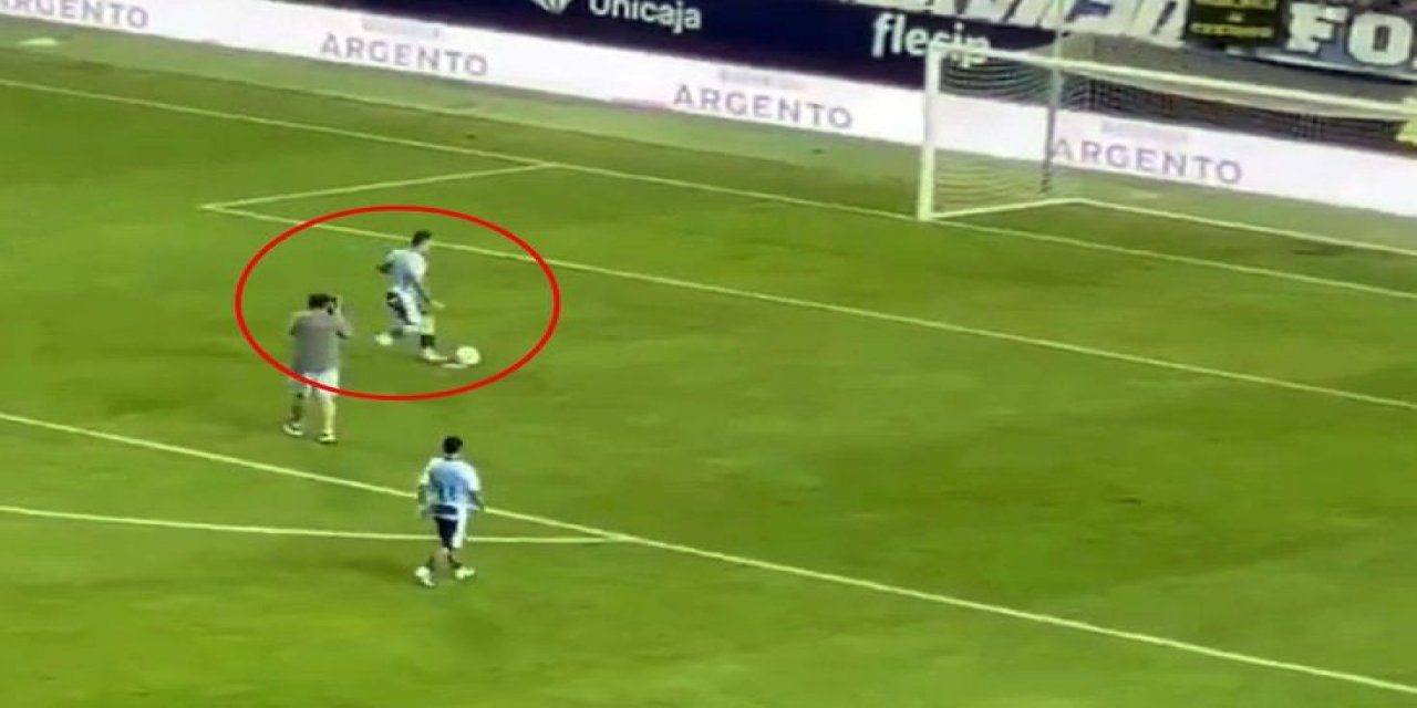 Uçak Kaçacak Diye Sahadan Çekildiler! Rakip Boş Kaleye Penaltı Atıp Kupayı Kutladı