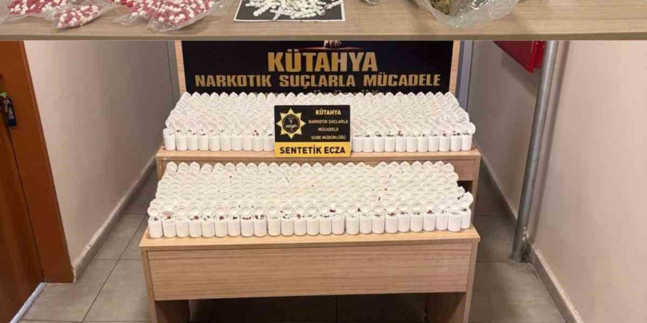 Kütahya'da Uyuşturucu Operasyonu: 106 Bin Hap Ele Geçirildi