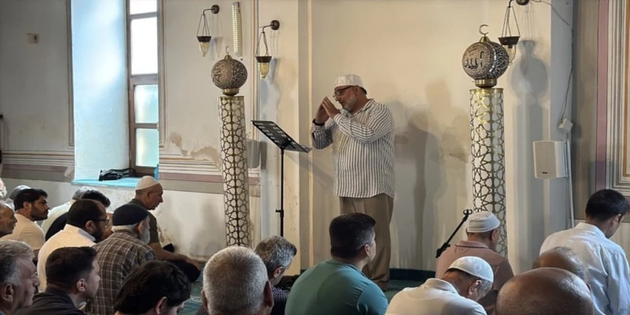 Kırklareli'nde Camide Erişilebilir İbadet Dönemi: Cuma Hutbesi İşaret Diline Çevrildi