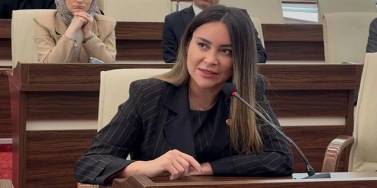 CHP'li Sultangazi Belediye Meclis Üyesi Hülya Şimşek Tutuklandı