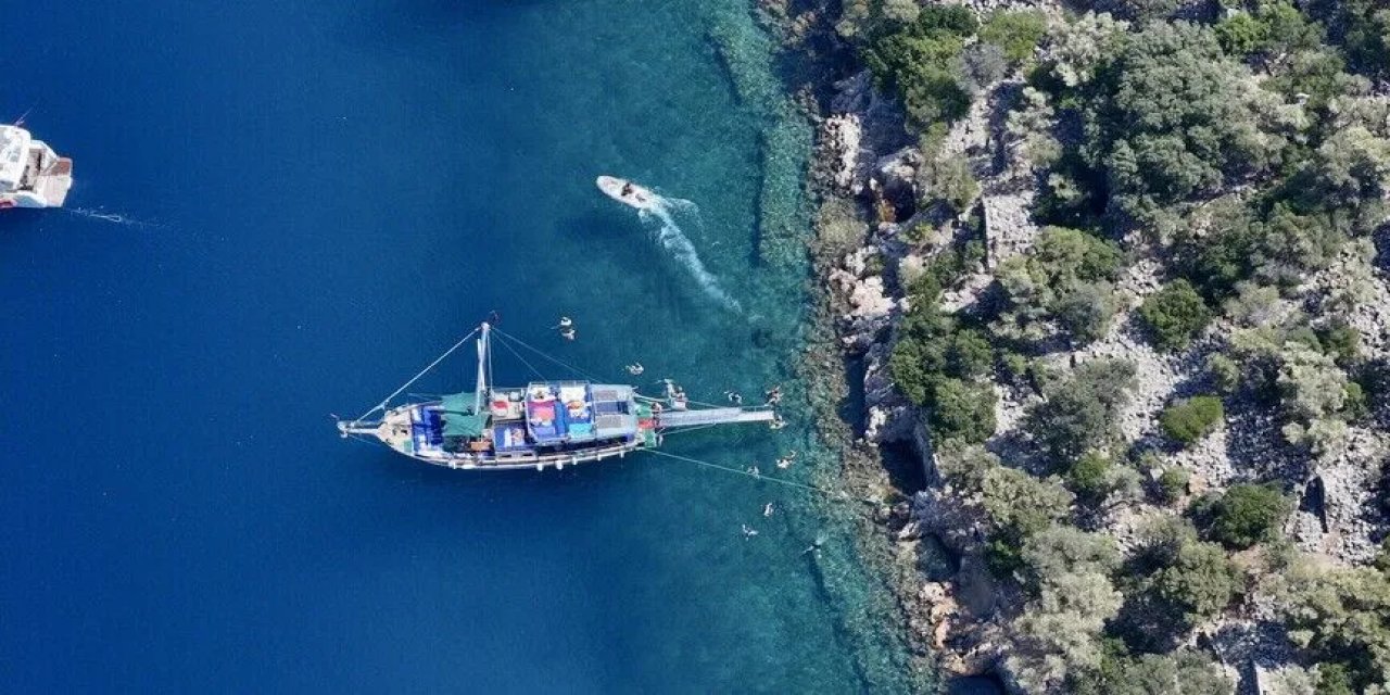 Fethiye-Kaş ile Kuzey Ege'de Belirlenen Sahalar "Deniz Milli Parkı" İlan Edildi