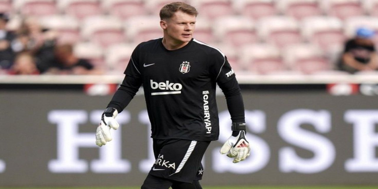 Beşiktaş'ın Kalesinde Nübel Duvarı! Taraftarlar "Kaleci Dediğin Böyle Olur?" Demeden Edemedi
