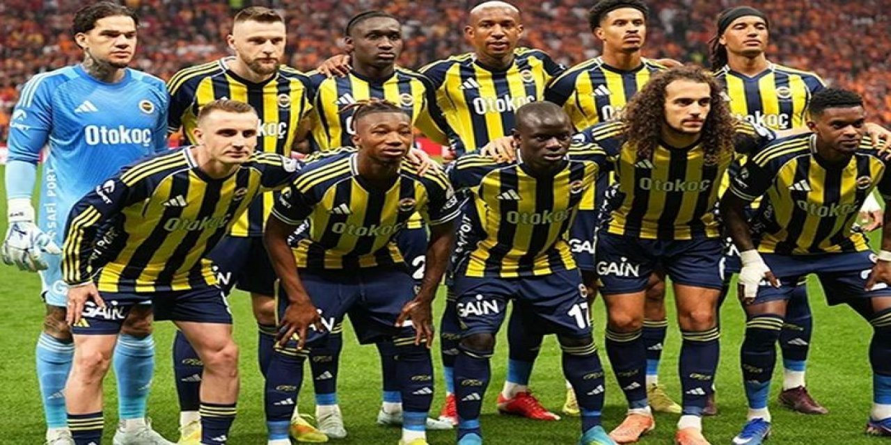 Transferde Rota Değişti! Yıldız İsim Fenerbahçe'de Kalıyor