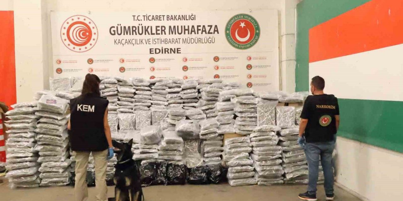 Kapıkule'de 810 Kg Esrar Ele Geçirildi