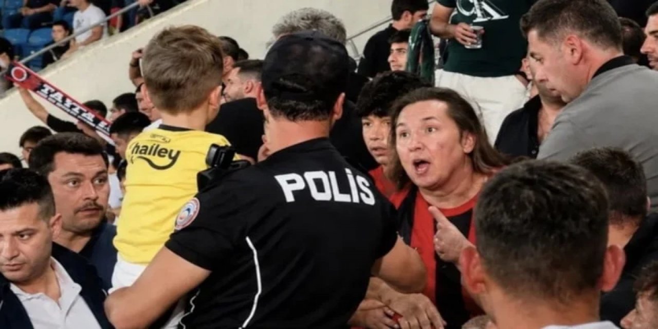 Fenerbahçe Maçındaki Görüntü Tepki Çekmişti: Trabzonsporlu Minik Taraftar Forma Yüzünden Maça Alınmadı!