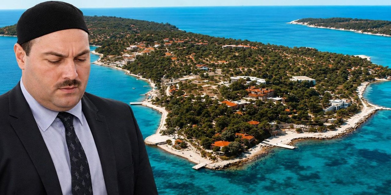 'Ege'nin Maldivleri' Olarak Bilinen Kalem Adası'nın Bir Bölümü Kuriş Ailesinin Çıktı
