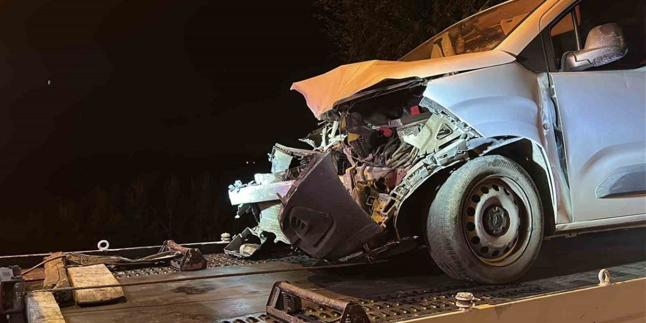 Akyazı'da Trafik Kazası: 7 Yaralı