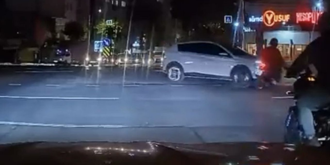Bursa'da Kırmızı Işık İhlali, Motosiklet Sürücüsü Yaralandı