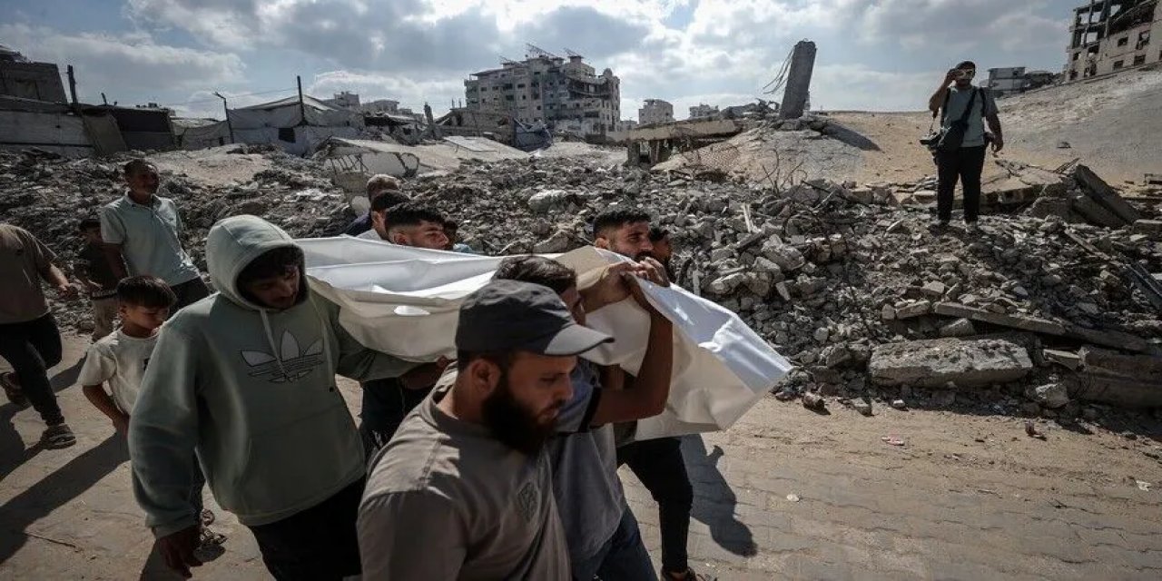 İsrail'in Gazze'ye Saldırılarında Can Kaybı 73 Bin 407'ye Yükseldi