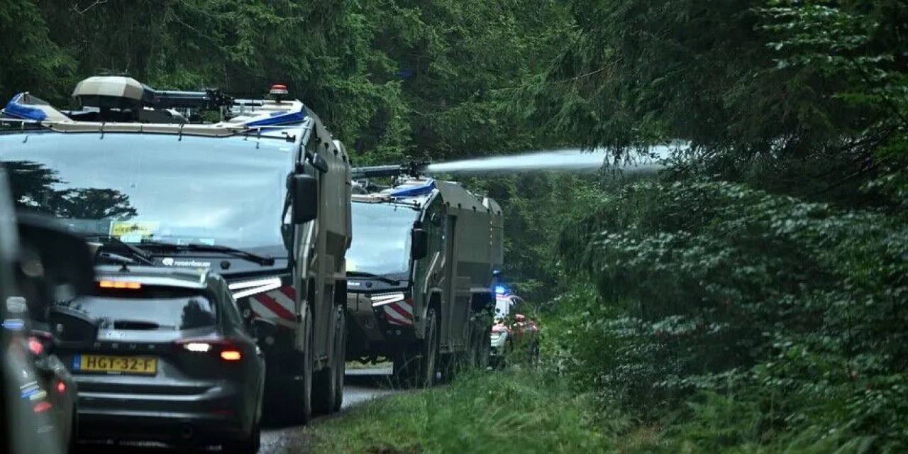 Belçika'daki Orman Yangını Çevrelense De Henüz Kontrol Altına Alınamadı