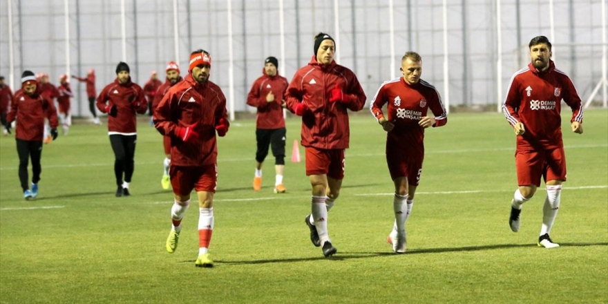 Sivasspor, Kasımpaşa Maçını 'Final' Gibi Görüyor