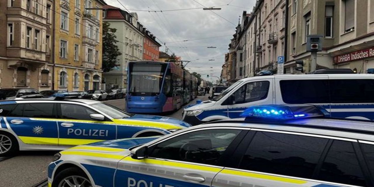 Münih'te 14 Yaşındaki Genç Police Vuruldu