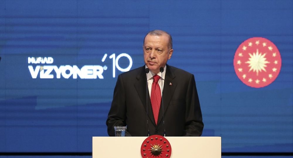 Erdoğan: Bizi düşmanlarımızın attıkları taşlardan ziyade içimizden atılan güller yaraladı