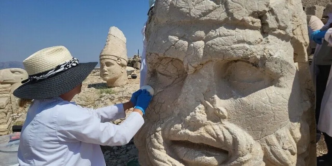 Nemrut Dağı'ndaki Eserler Nanoteknolojiyle Korunmaya Devam Ediyor