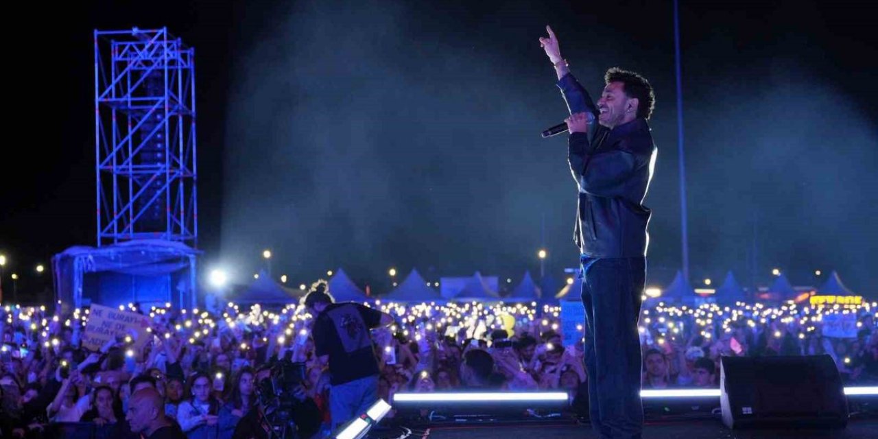 Buray Erzurum'da Festival Coşkusunu Doldurdu