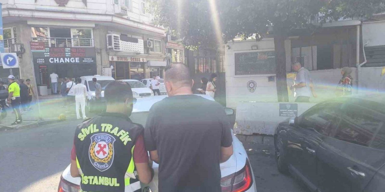 Fatih'te Makas Atan Sürücüye 96 Bin TL Ceza